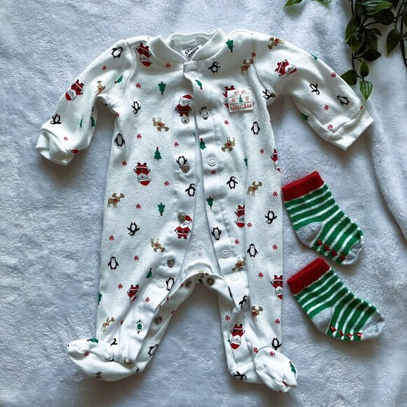 Carter’s 1st Christmas Footed Sleeper NB Holiday Socks Set | Santa VGUC - Picture 11 of 11